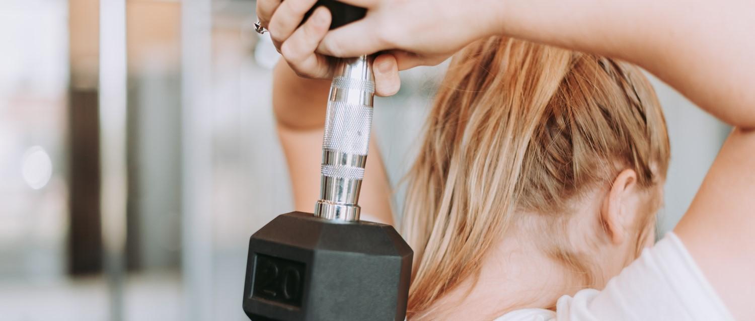 ¿Su rutina de ejercicios le está provocando acné?