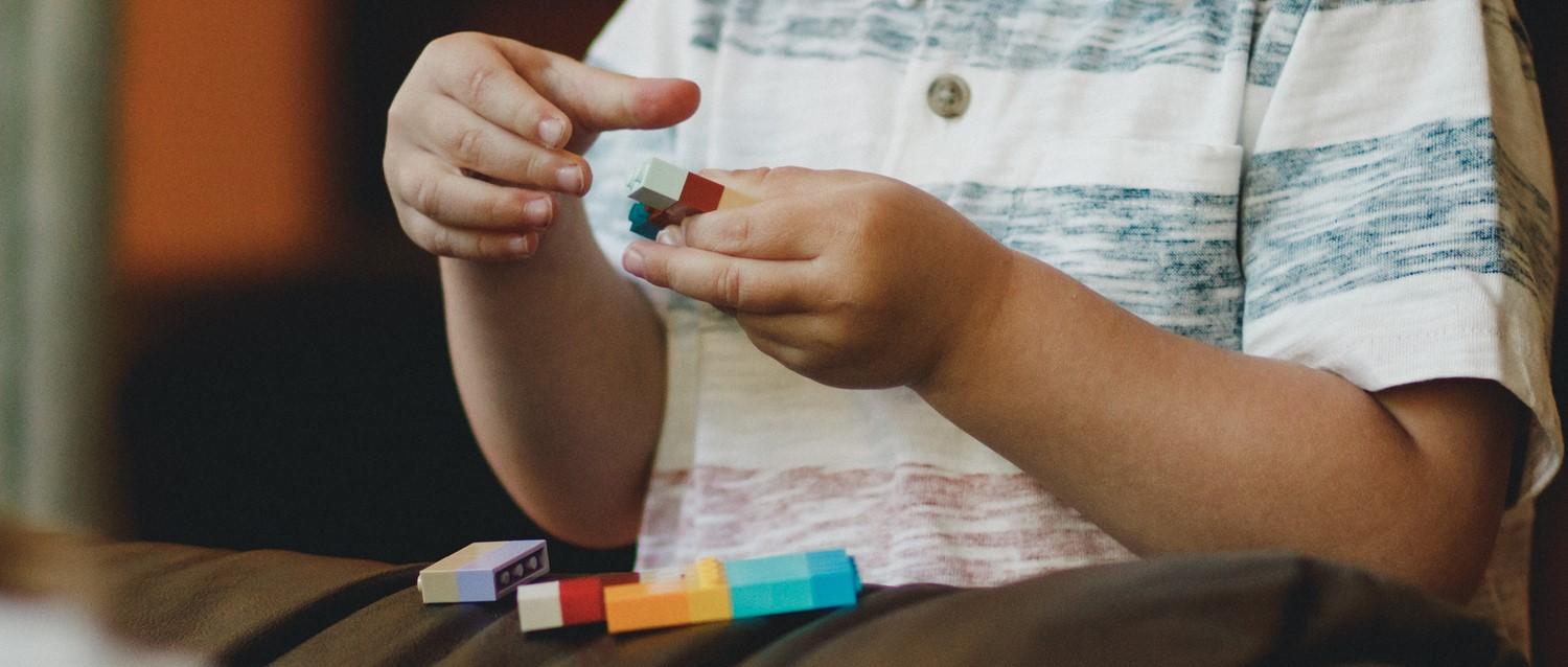 Cómo ayudar a su hijo con dificultades de aprendizaje