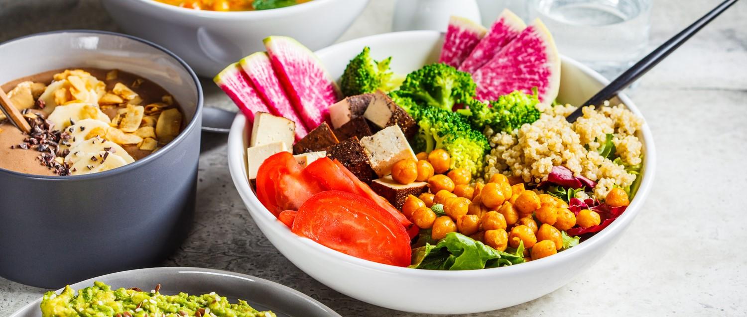 ¿Cuáles son los beneficios de seguir una dieta vegana?