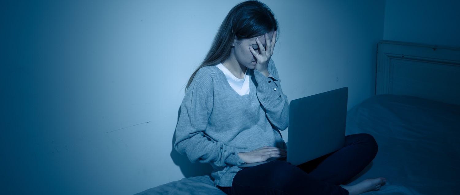 Cómo ayudar a su hijo si sufre ciberacoso