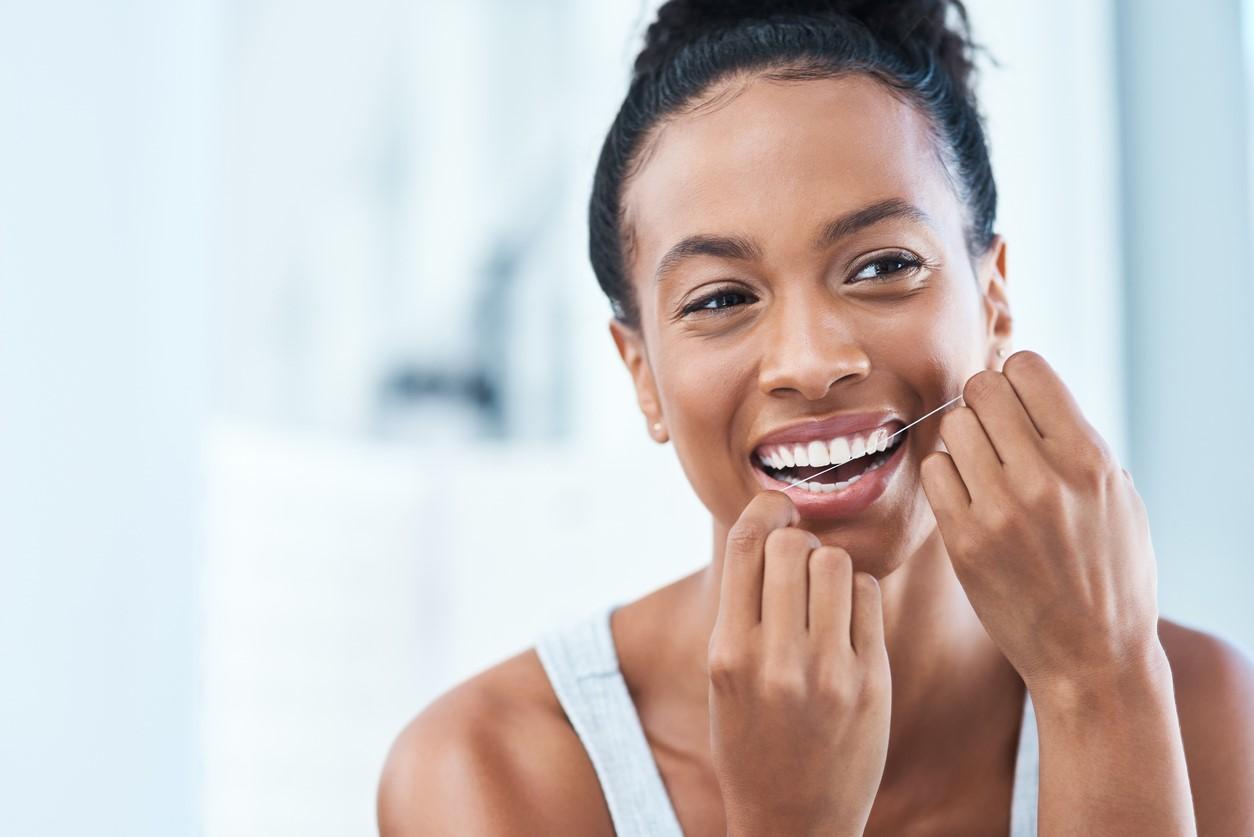 La guía definitiva para usar hilo dental